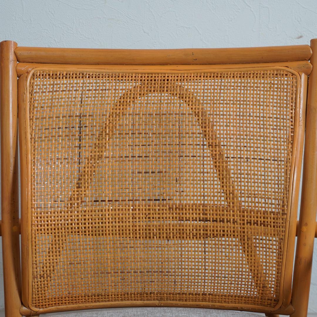 座面広々【新品】360°回転　籐回転あぐら座椅子　アウトレット