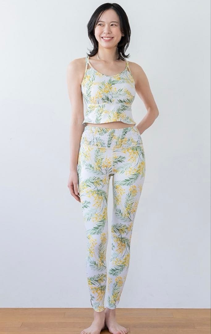 専用❣️スプリングフラワーシャーリングレギンスヨガパンツ Mミモザ