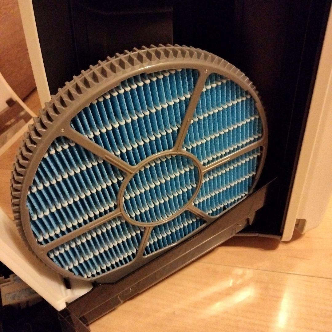 シャープ加湿空気清浄機　KI-GX75