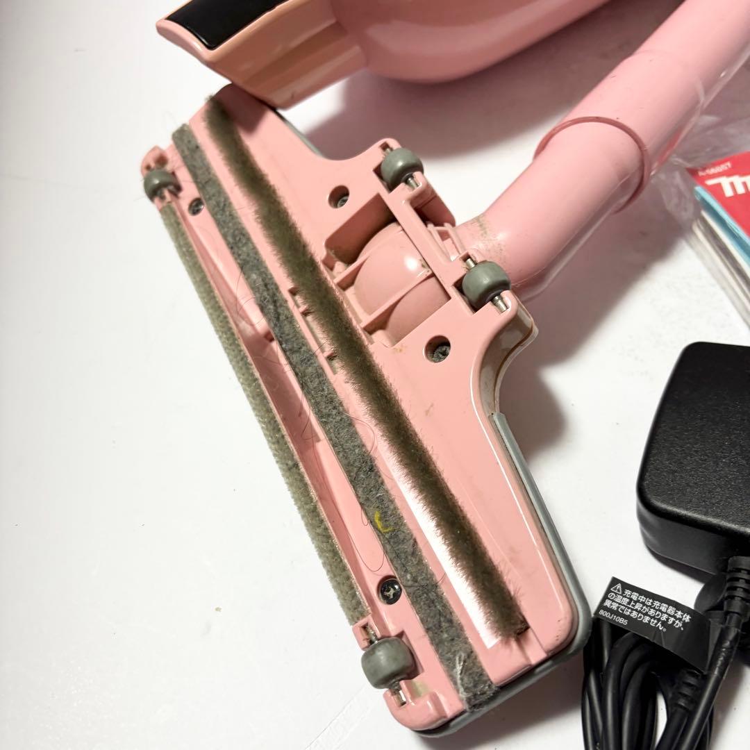 マキタ 充電式クリーナ CL115FD 未使用紙パック30個付き コードレス