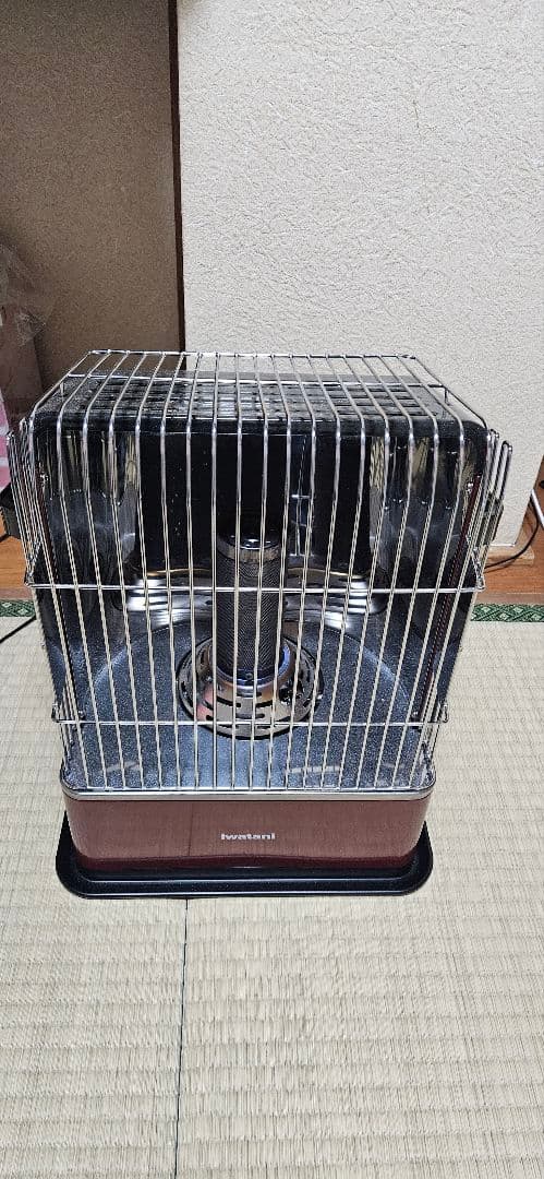 M*)様 イワタニ カセットガスストーブ デカ暖