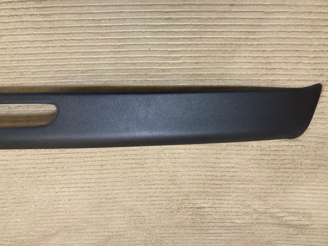 ハイエースessexリアスポイラー