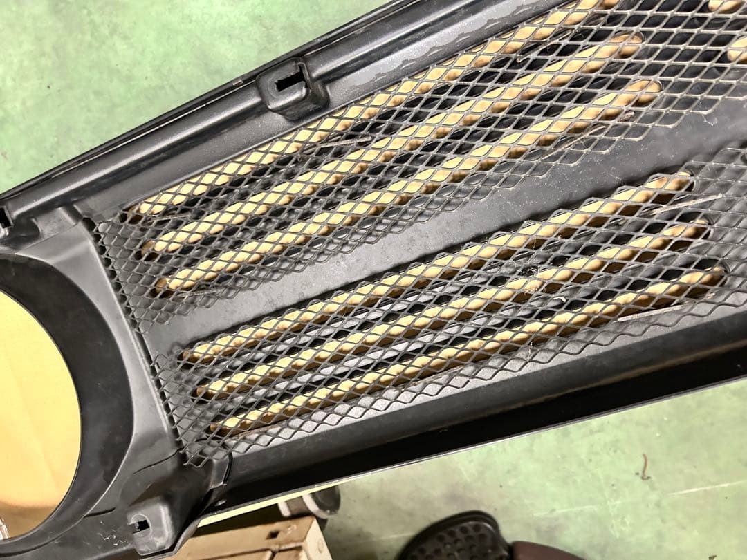 ジムニーシエラアウトクラスカーズヴィンテージGグリル ASA製jb64 jb74