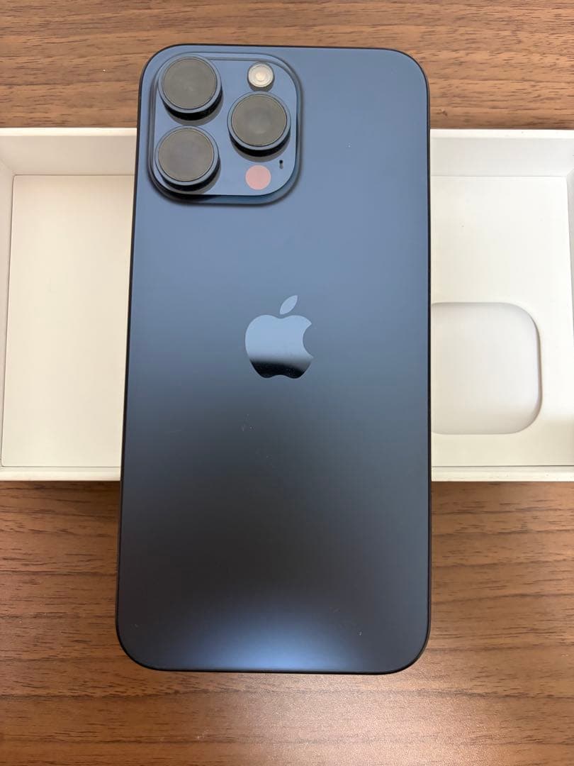 iPhone15 pro max 海外版　付属品あり　256GB