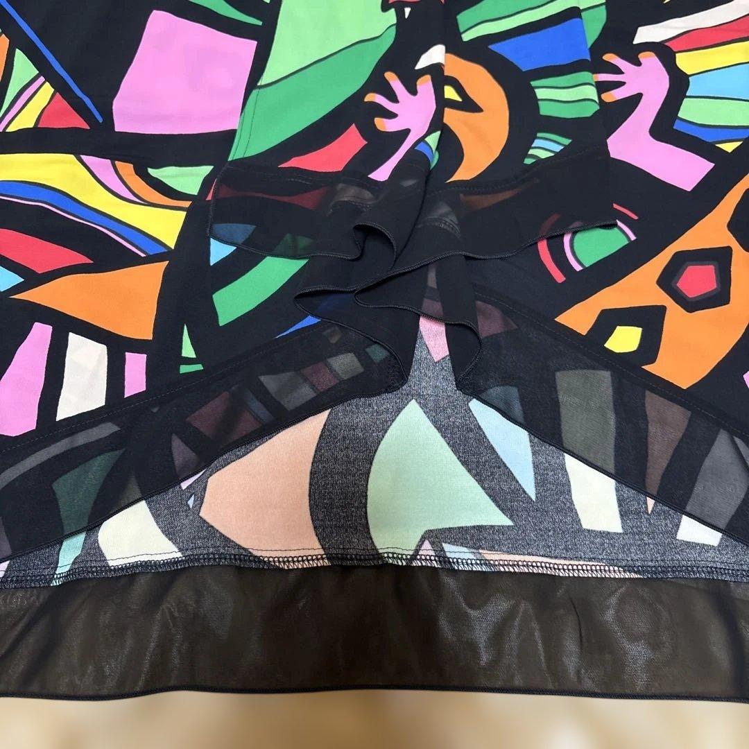 【新品未使用】✨トクコプルミエヴォル✨黒地に前開き陽気なカラフル柄のチュニック❣️