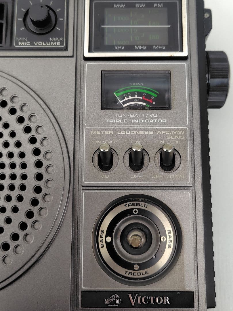 VICTOR　F-240　MW/SW/FM 3バンド ラジオ