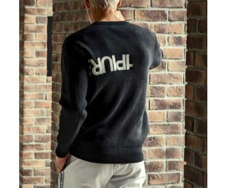 新品Mサイズ ロゴニット セーター ウノピゥウノウグァーレトレ リラックス