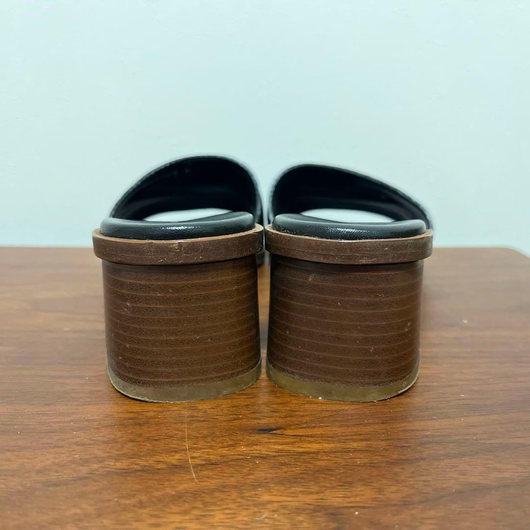 ルイヴィトン　黒　ミュール