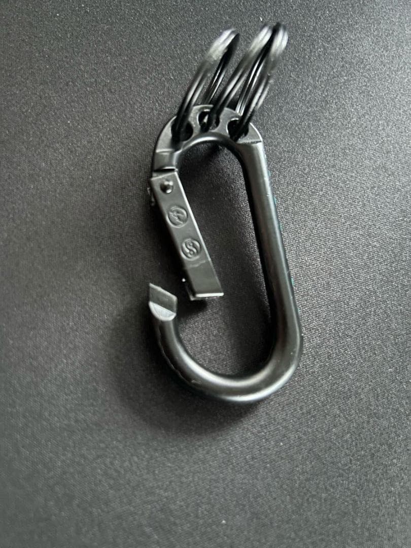 ジャンクUNIFORM EXPERIMENT UE×フラグメント カラビナ 藤原