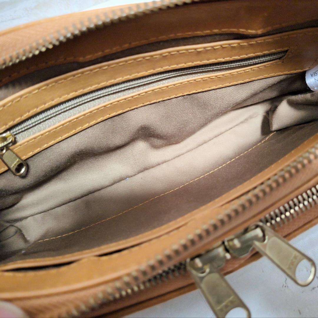 ★【ズッケロ フィラート】メッシュ ショルダーバッグ キャメル 美品 収納多し