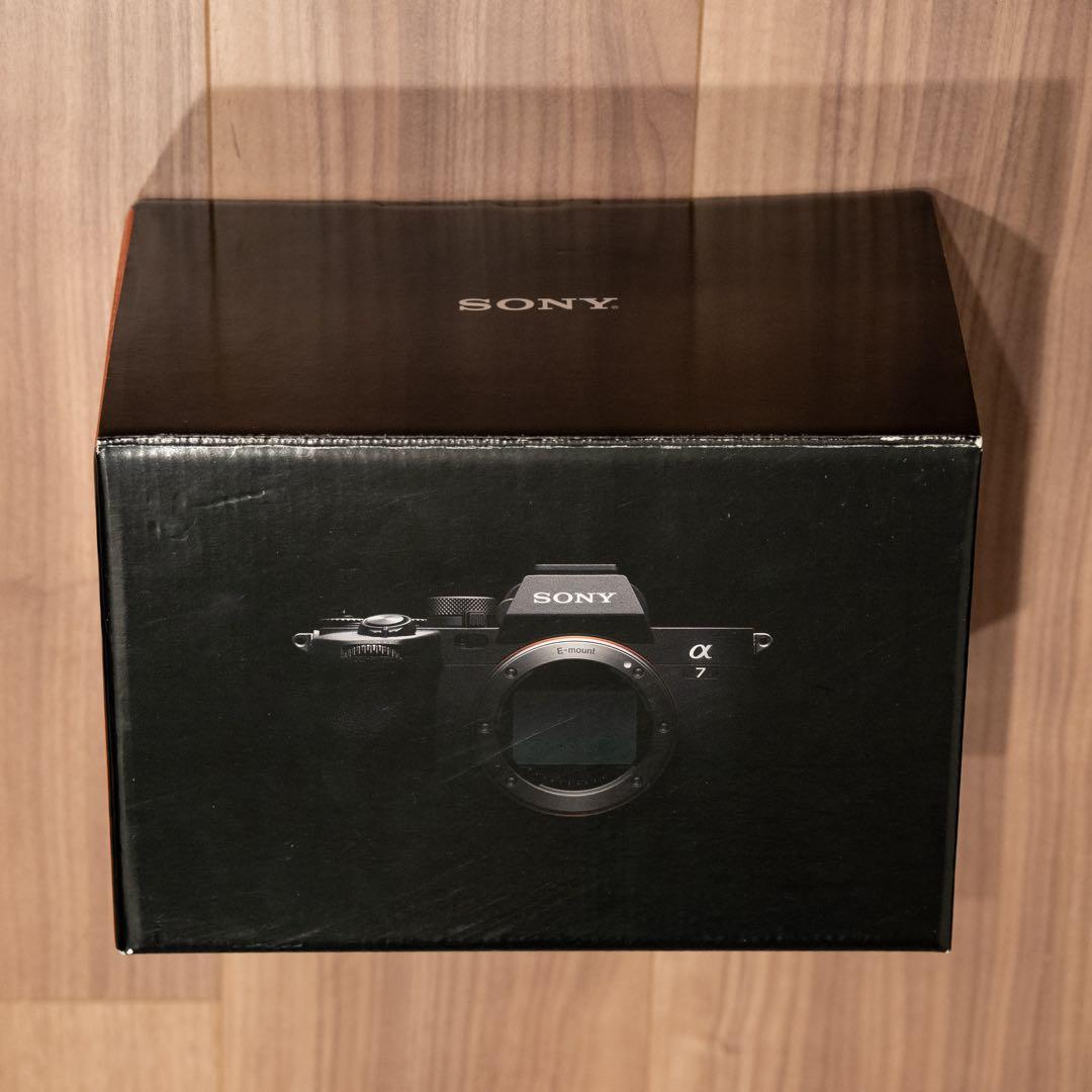 【美品】SONY α7 IV ILCE-7M4 ボディ ミラーレスカメラ