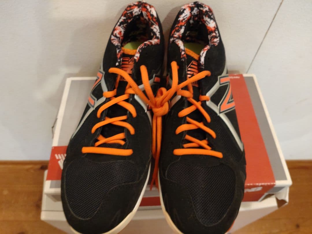 New Balance スパイクシューズ