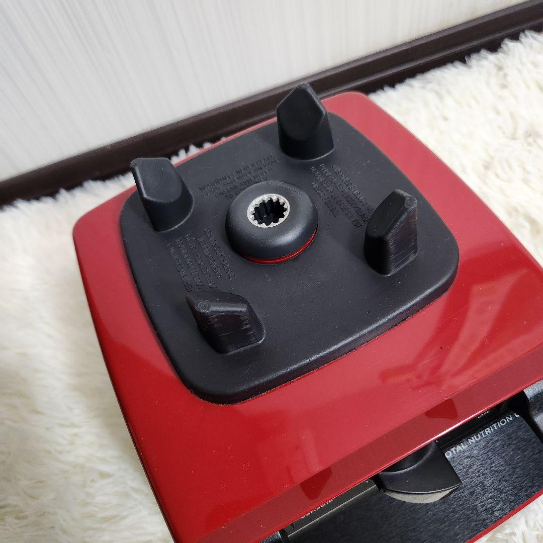 【数回使用の超美品】VITAMIX バイタミックス VM0111 レッド