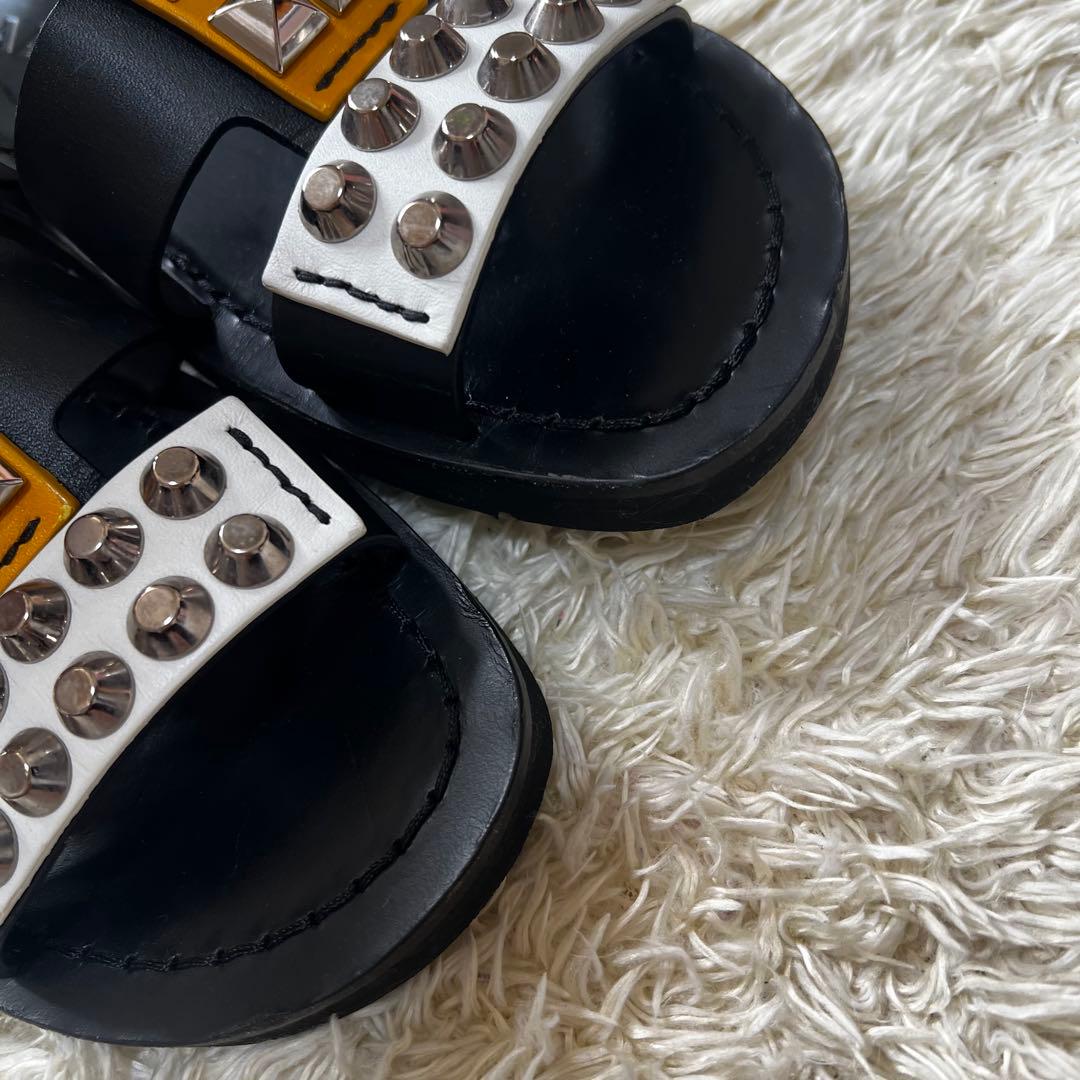 PRADプラダ スタッズ サンダル 38.1/2 (25~25.5くらい)メタル