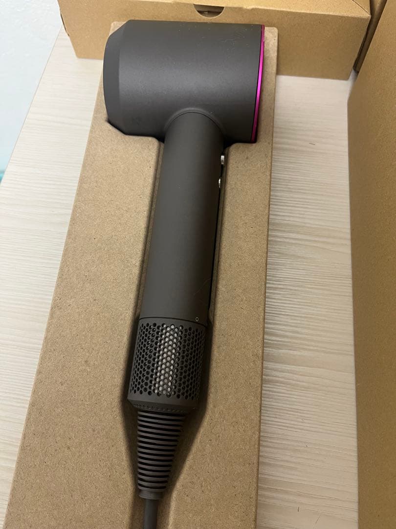 ♡【美品】付属品はほぼ新品！Dyson HD08!!ヘアドライヤーピンク♡