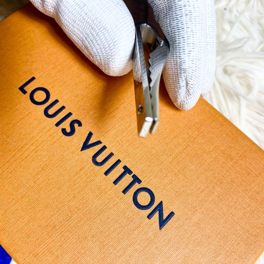 ルイヴィトン ネクタイピン モノグラム ボールドM00703