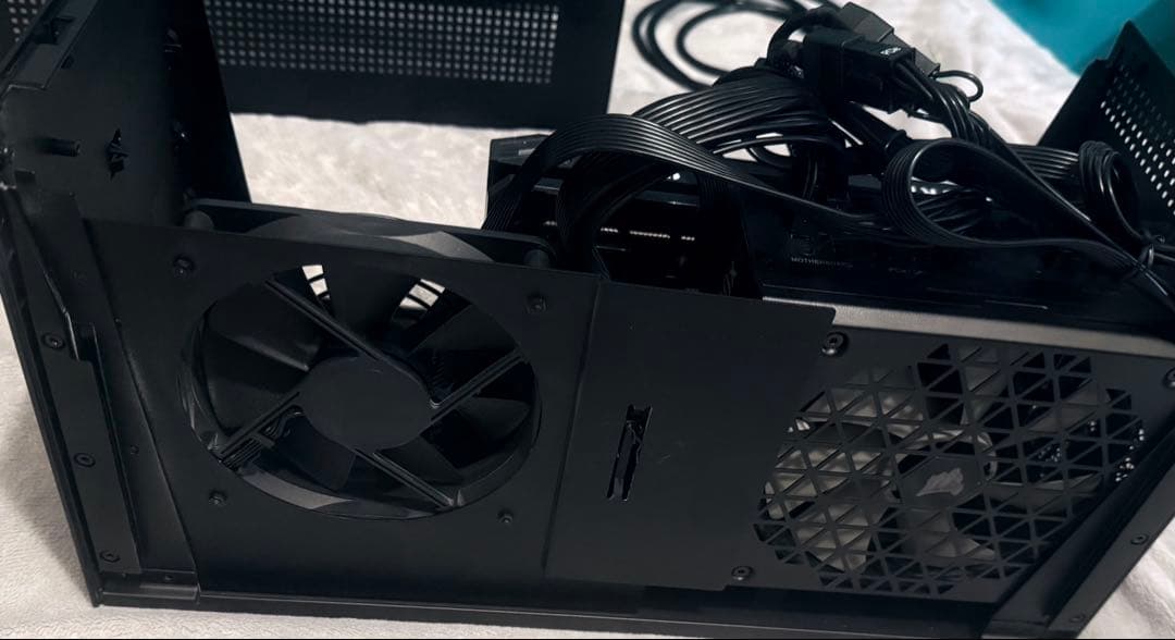 Razer Core X V2 + RTX4070super + 1000w電源