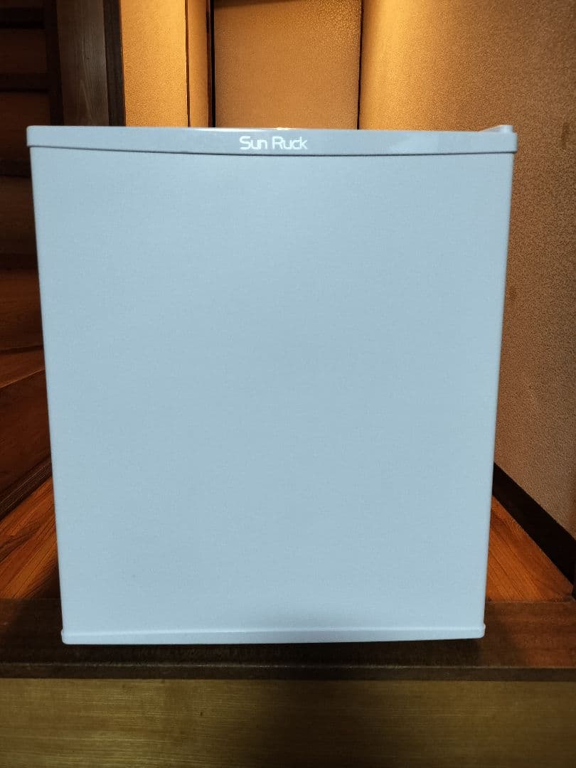 2025年製 SunRuck 冷庫さん 48L SR-R4805W 冷蔵庫