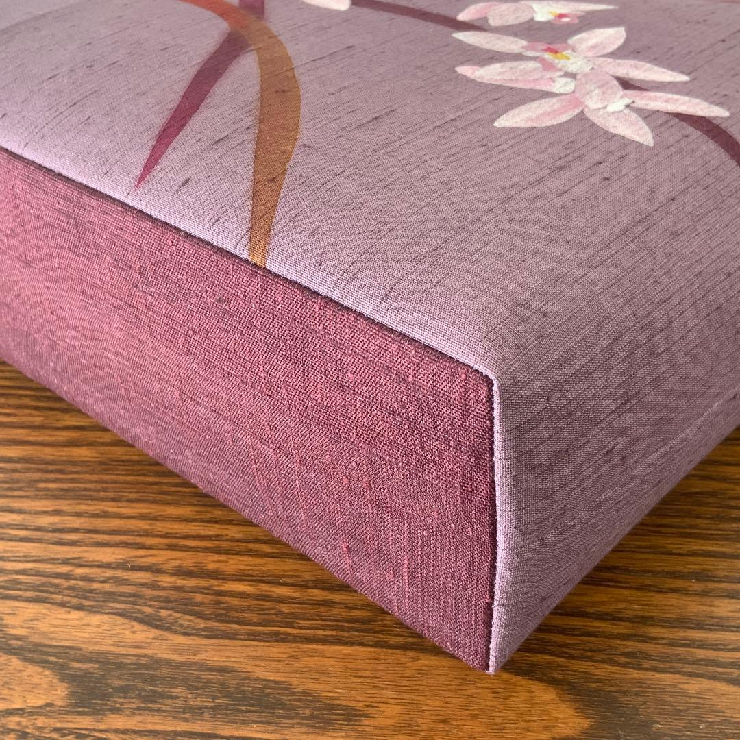 海老染色の紬　蘭のお花　リメイク　山葡萄ハンドルバッグ