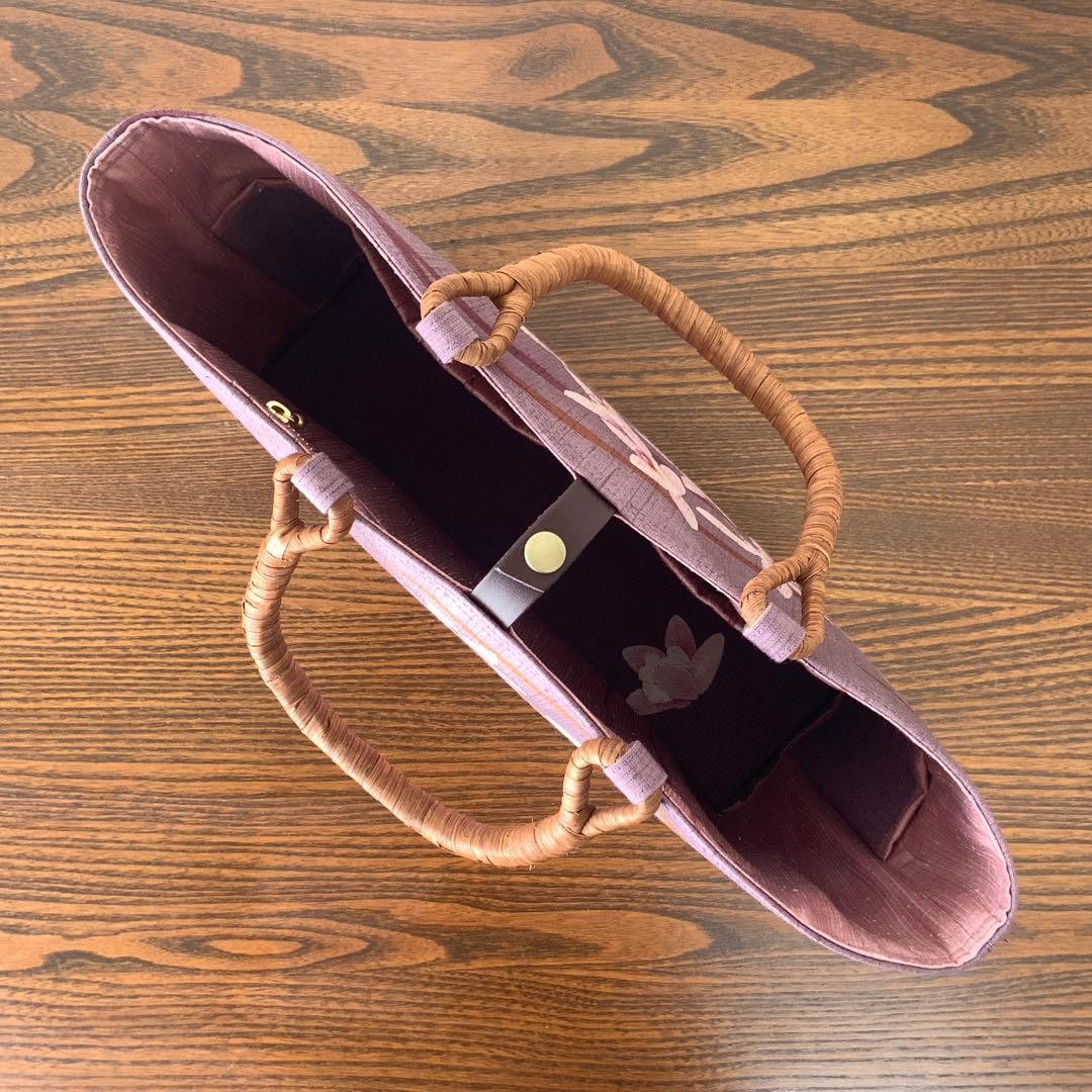 海老染色の紬　蘭のお花　リメイク　山葡萄ハンドルバッグ