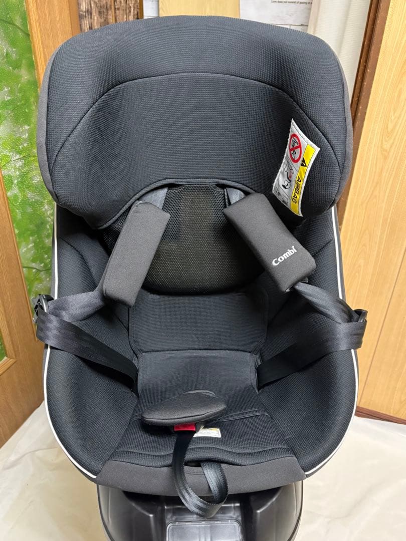 コンビ クルムーヴスマート ISOFIX エッグショック Neoチャイルドシート