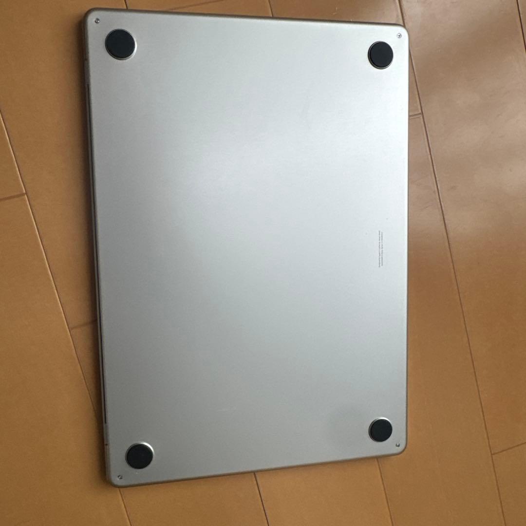 2023 MacBook Air M2 8GB15インチ 512GBスターライト