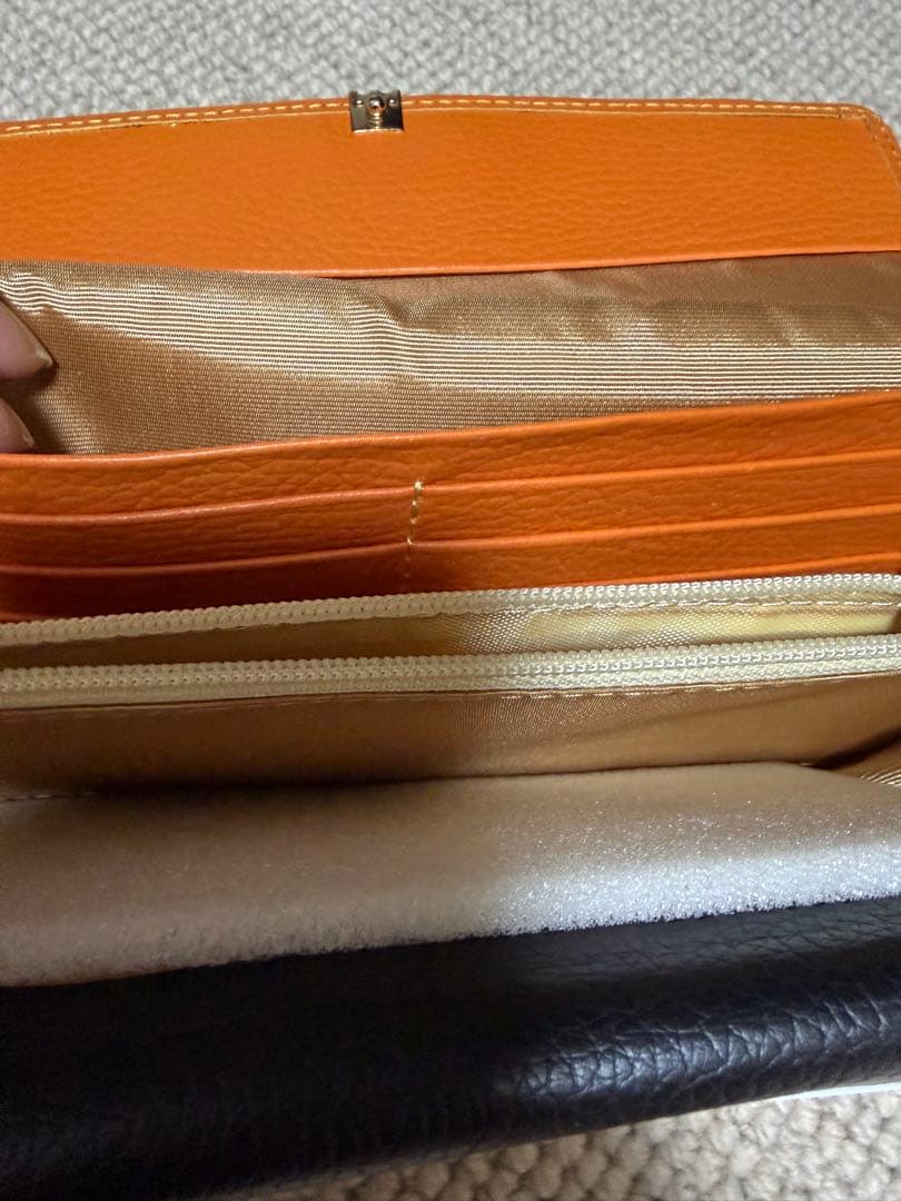 革匠　谷中の本革長財布「最終値下げ」