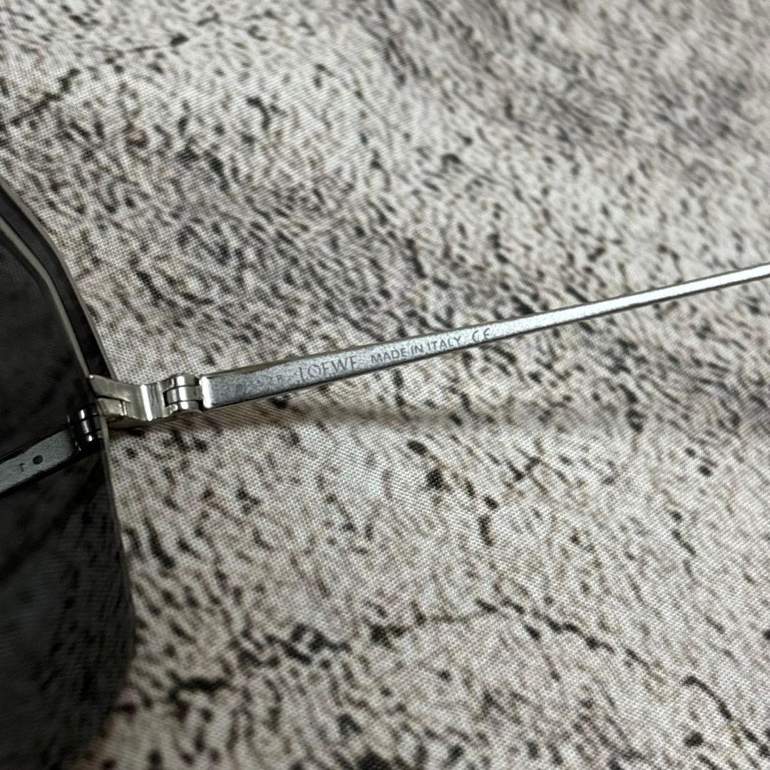 LOEWE サングラス　フレーム　シルバー　メガネ　ユニセックス　ロエベ