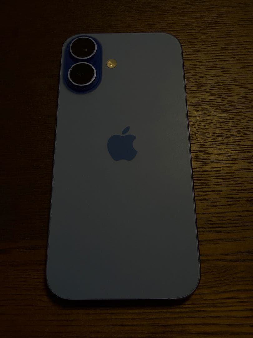 Apple iPhone 16 本体