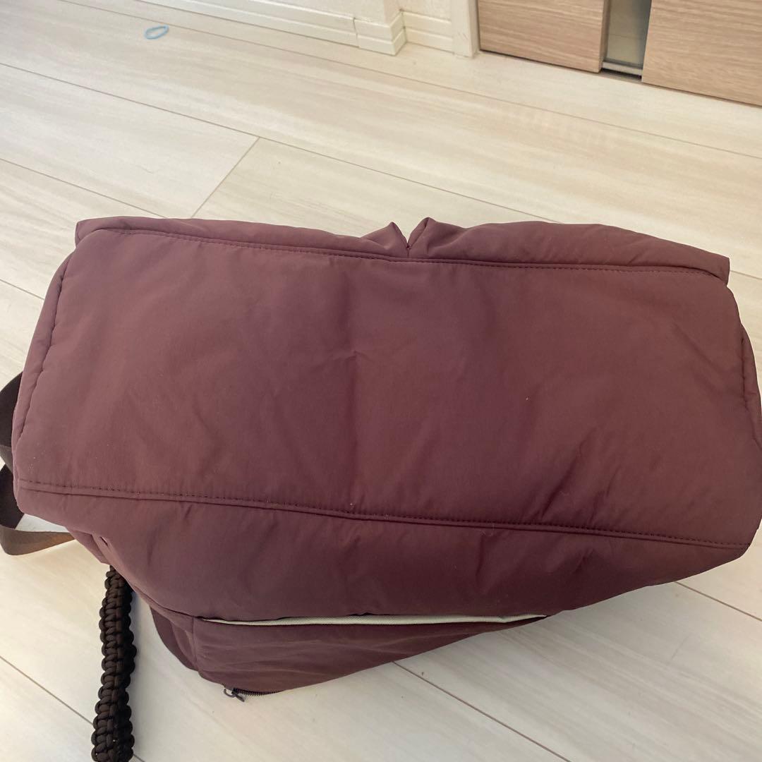 ジュメロ　パファーショルダーバッグ　ブラウン