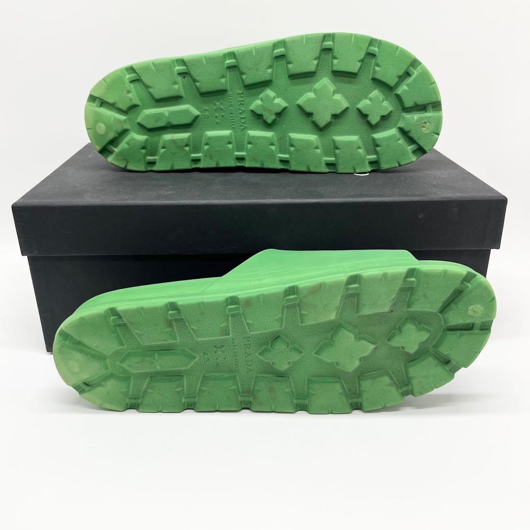 PRADA シャワーサンダル　三角ロゴ　エンボス　グリーン　28cm相当　メンズ