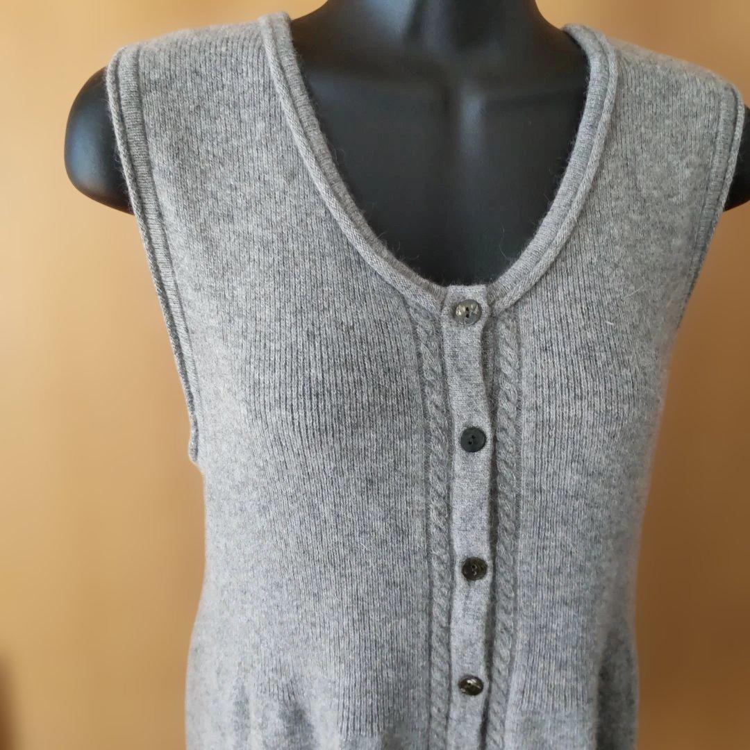☆専用☆希少ミンクアンゴラ、ビーバー入グレー ニットベスト ボタン付き ポケット