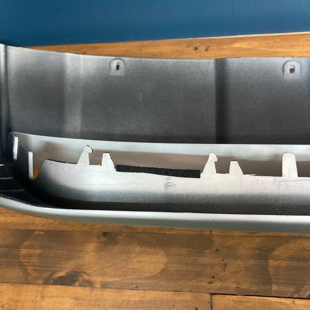 ボルボxc60 フロントスキッドプレート　社外品　フロントバンパー　取り付け簡単