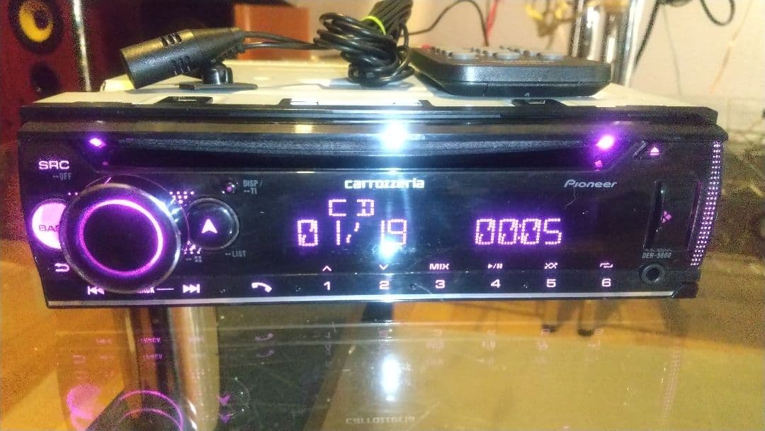 Carrozzeria DEH-5600 CD/USB/Bluetooth対応