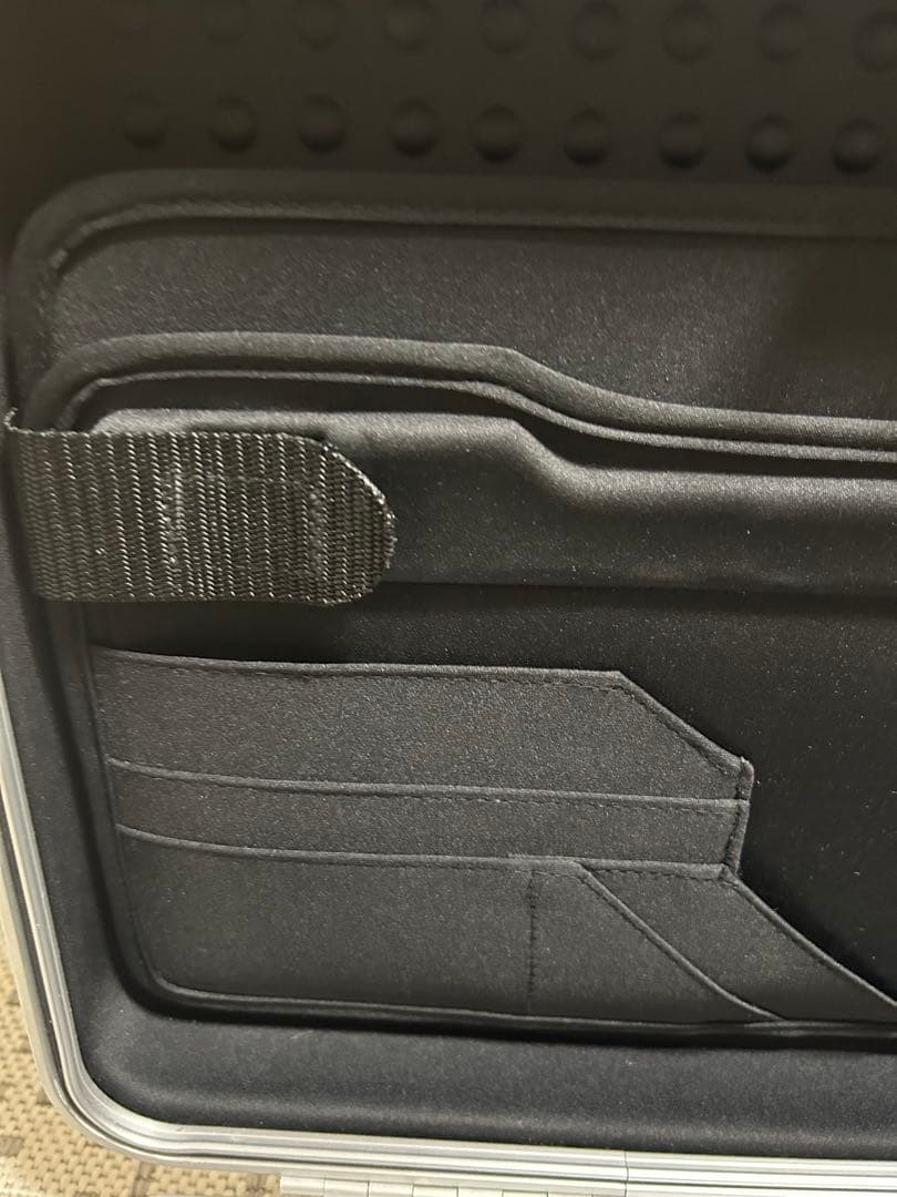 ゼロハリバートン　アタッシュケース　ジュラルミンケース