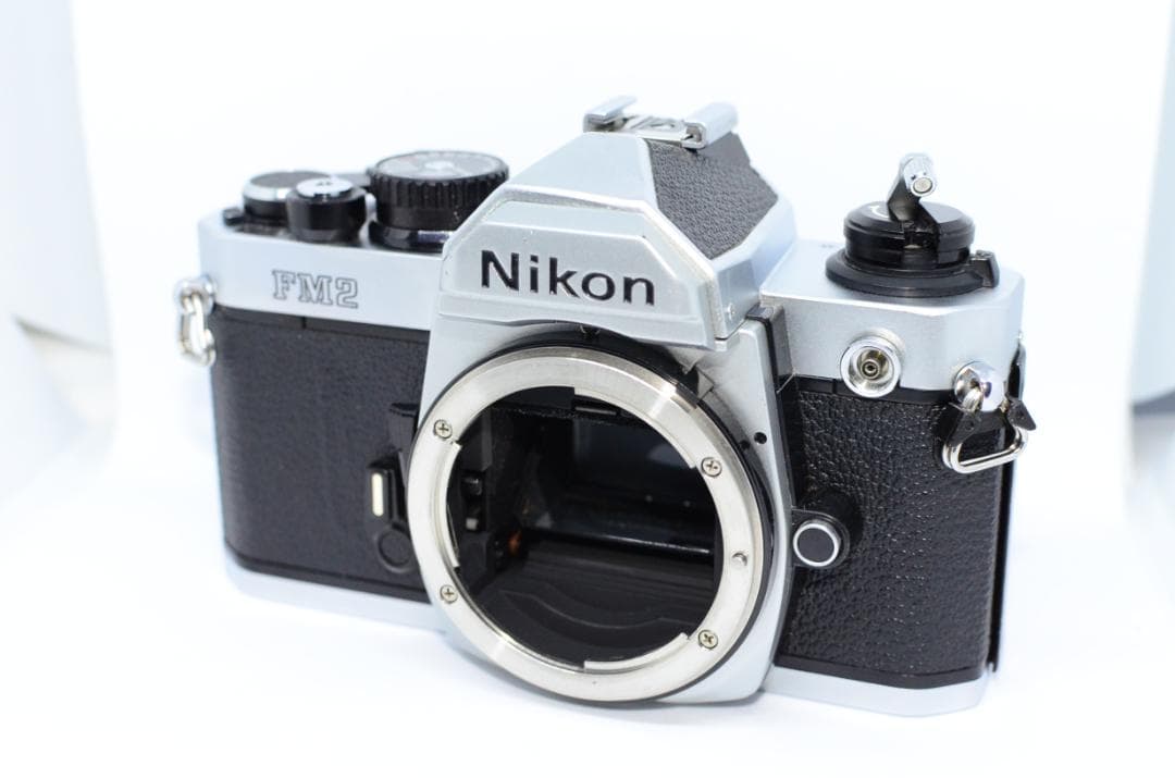 【実用品】Nikon New FM2 ニコン ボディ シルバー MF 一眼レフ