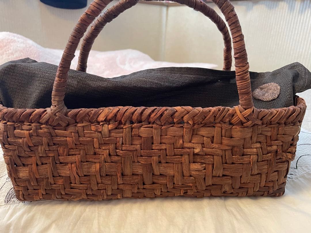 山形産　山葡萄のバッグ