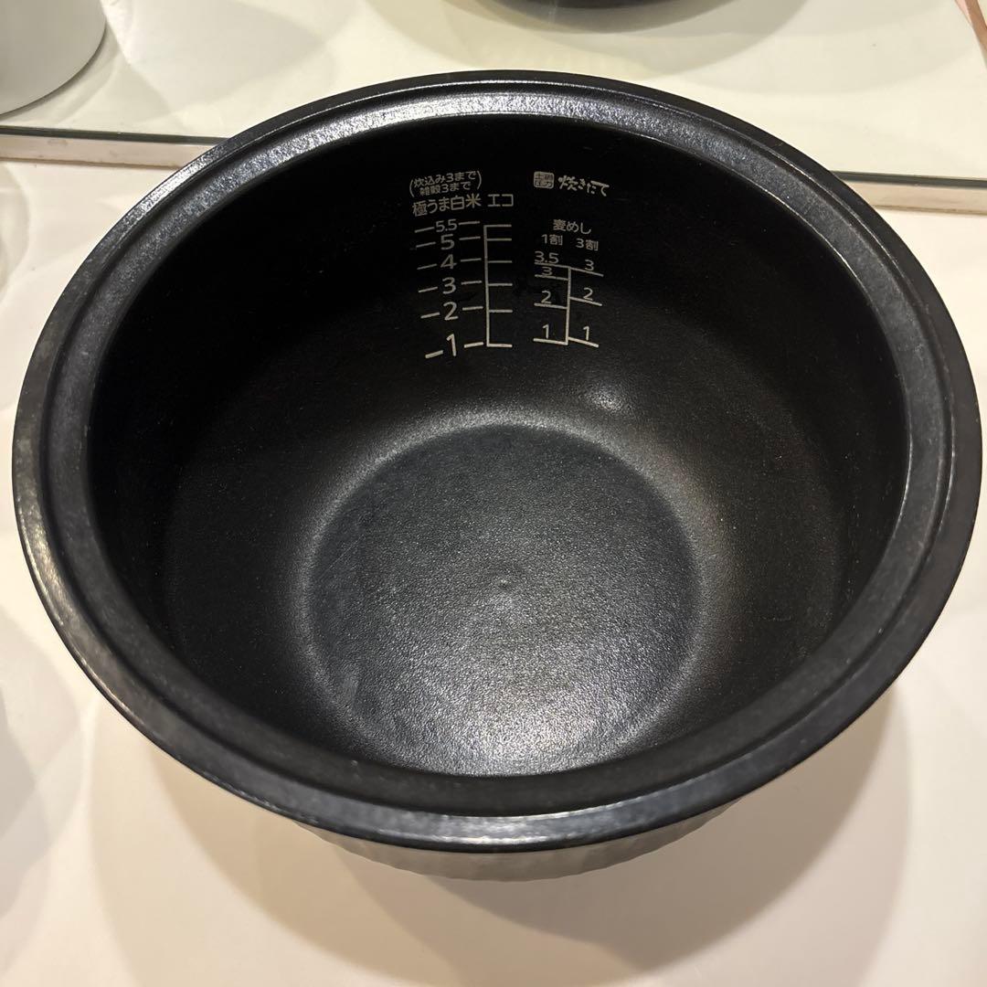 タイガー　土鍋圧力IH炊飯ジャー KXV101 内なべ(土鍋) のみ