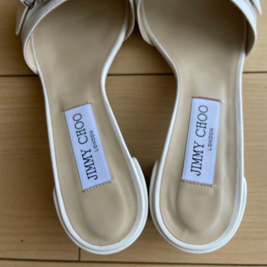 ジミーチュウ　ビジュー　ミュール　サンダル　白