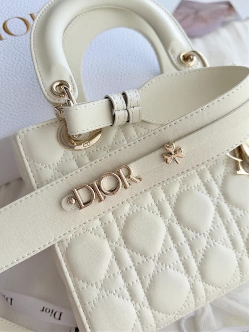 Dior ホワイトレザー ハンドバッグ