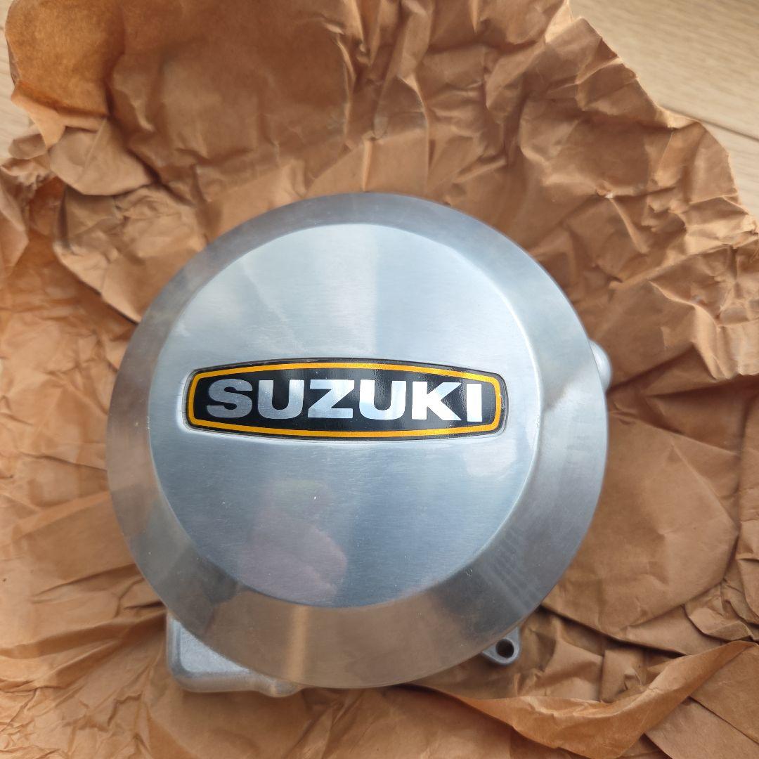 スズキ純正、廃盤、ジェネレータカバー、GT750