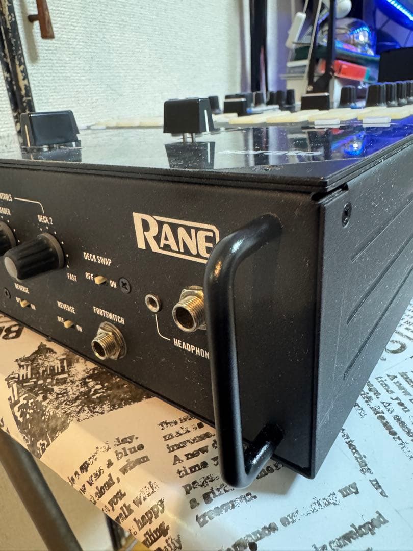 RANE SEVENTY-TWO DJミキサー