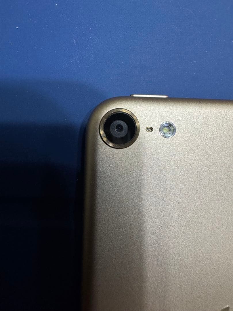 M*y様 【外装美品】Apple iPod touch 第7世代　128GB ゴ