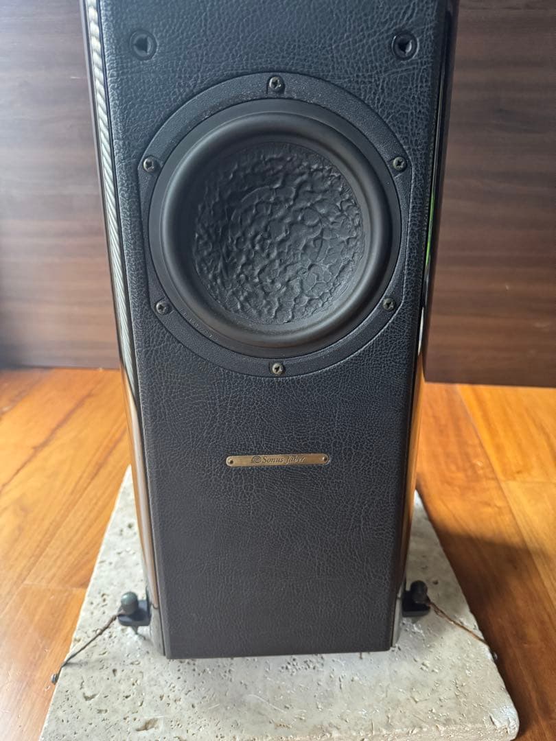 スピーカー・ウーファー Sonus faber Concerto Grand Piano