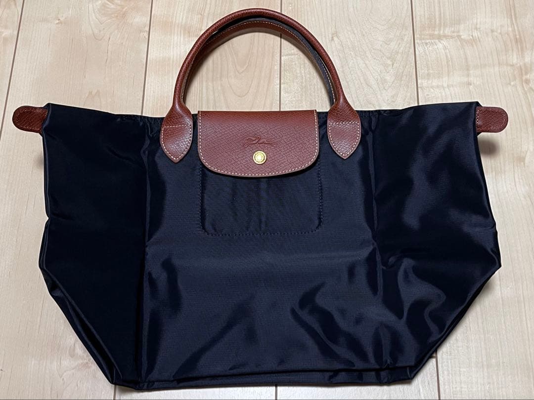 Longchamp ルプリアージュM 黒