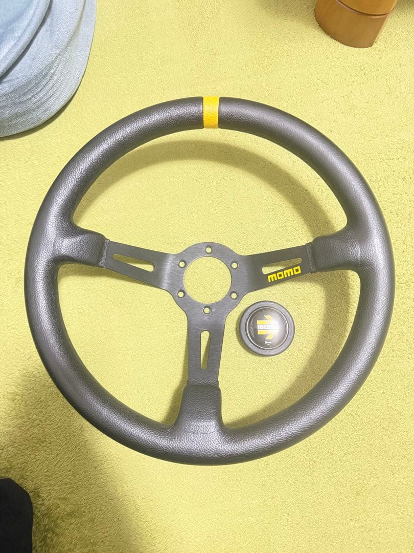 momo ステアリング 本体 ディープコーン　最終値下げ