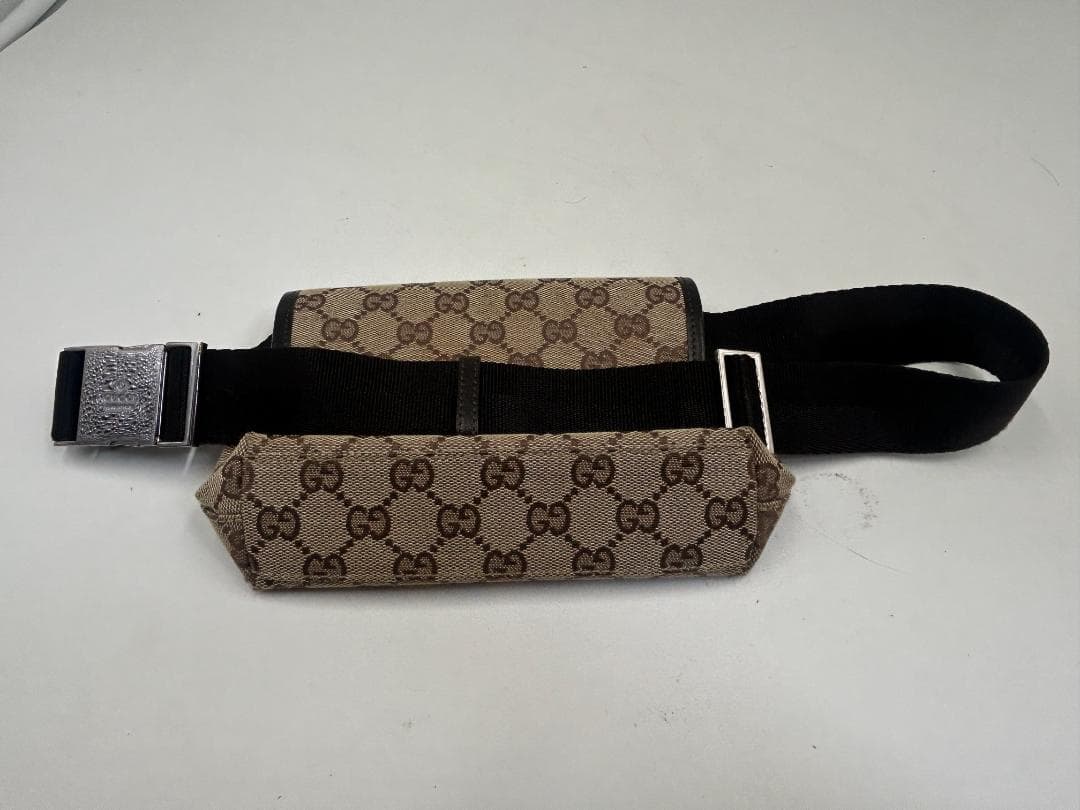 GUCCI グッチ ウエストバッグ GGスプリーム キャンバス ボディバッグ