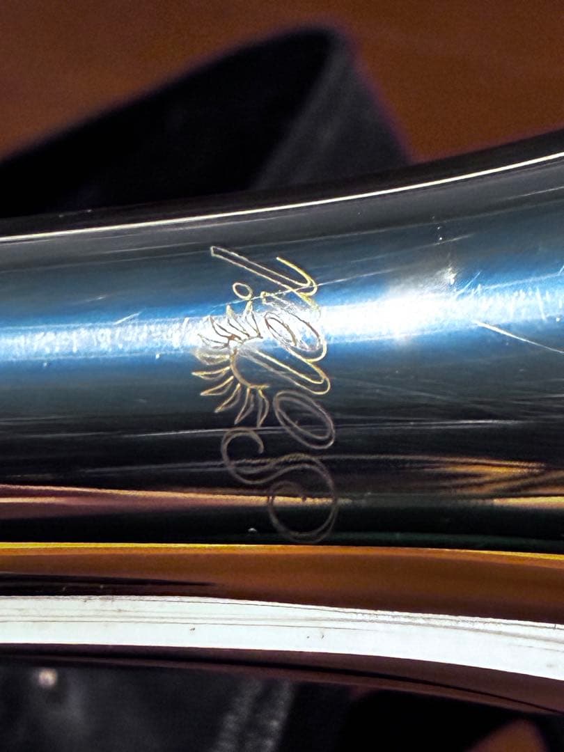 シルバー トランペット ケース付き