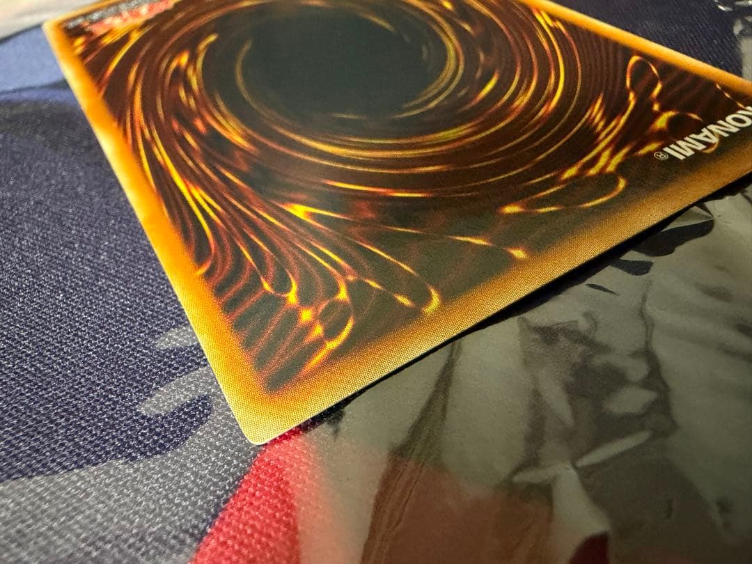 【遊戯王】ブラック・ローズ・ドラゴン ホログラフィック