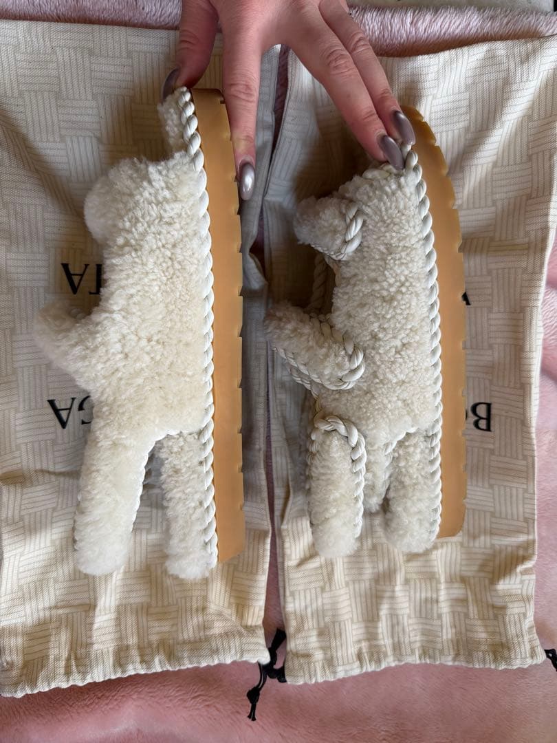 今夜限定値下げ！Bottega Veneta ファーサンダル size 39